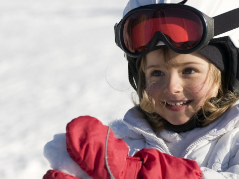 Profiter à fond des vacances en hiver grâce à la colonie de vacances ski