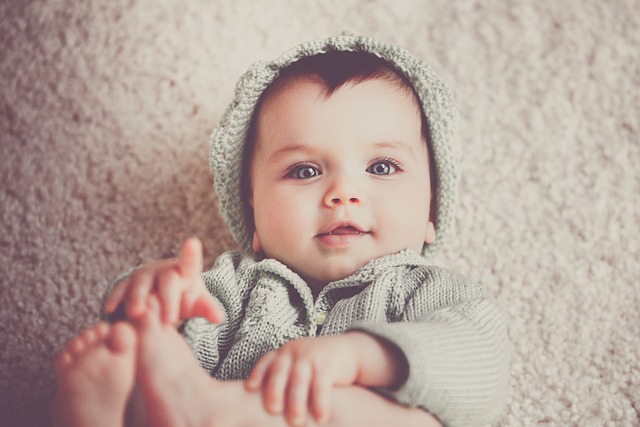 Comment préparer la peau de bébé pour l’été avec Mustela