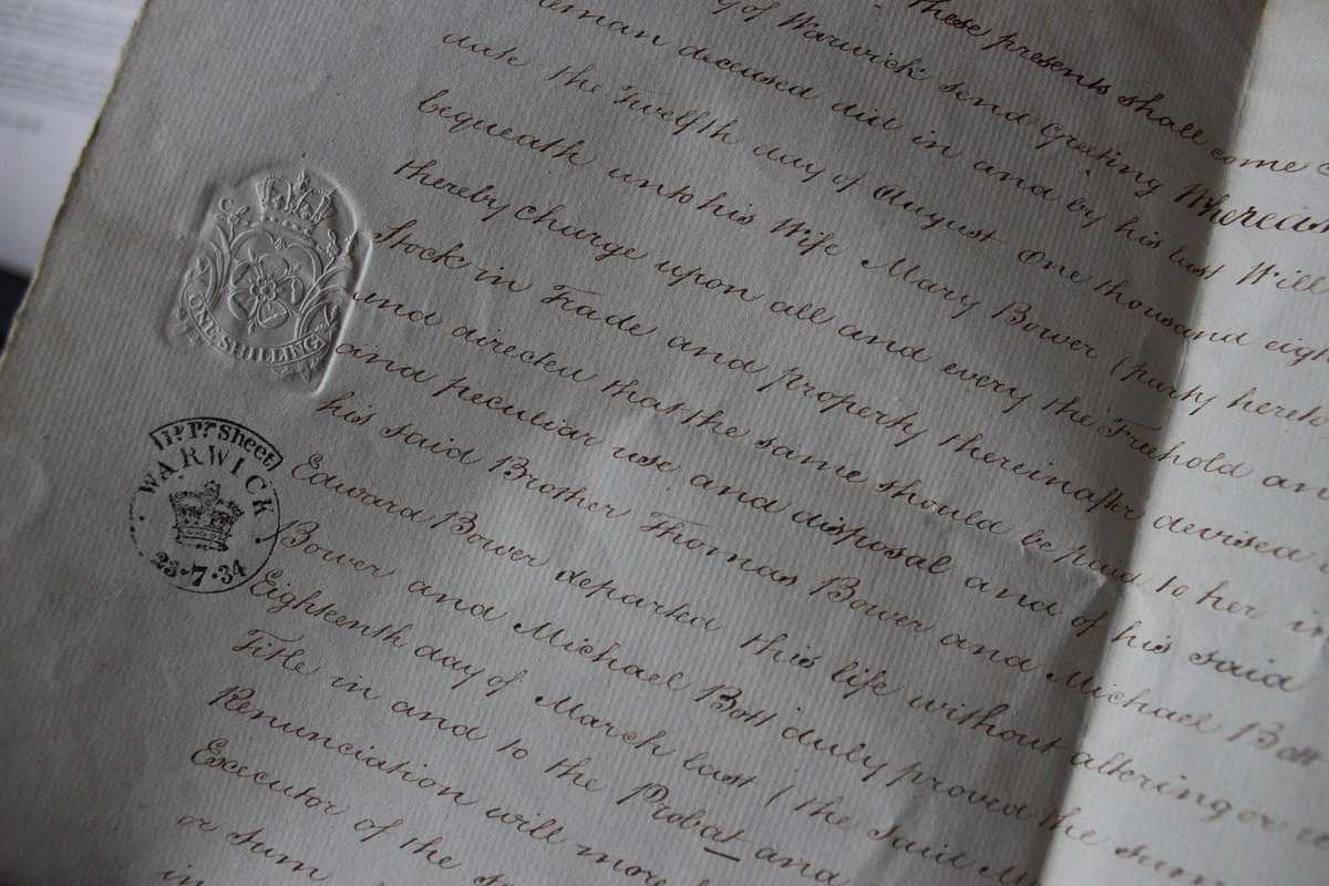 Lettre ancienne avec écriture manuscrite et tampon officiel