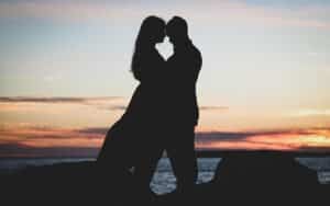 La communication transparente le secret des couples épanouis