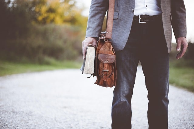 Pantalon homme : choisir la coupe selon sa morphologie